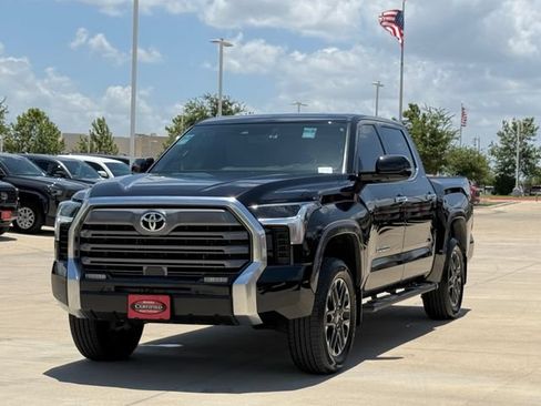 Used 2026 Toyota Tundra Limited AWD/4WD image 8