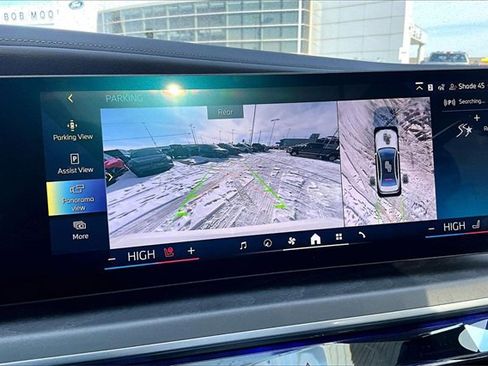 Used 2023 BMW 760i xDrive image 22