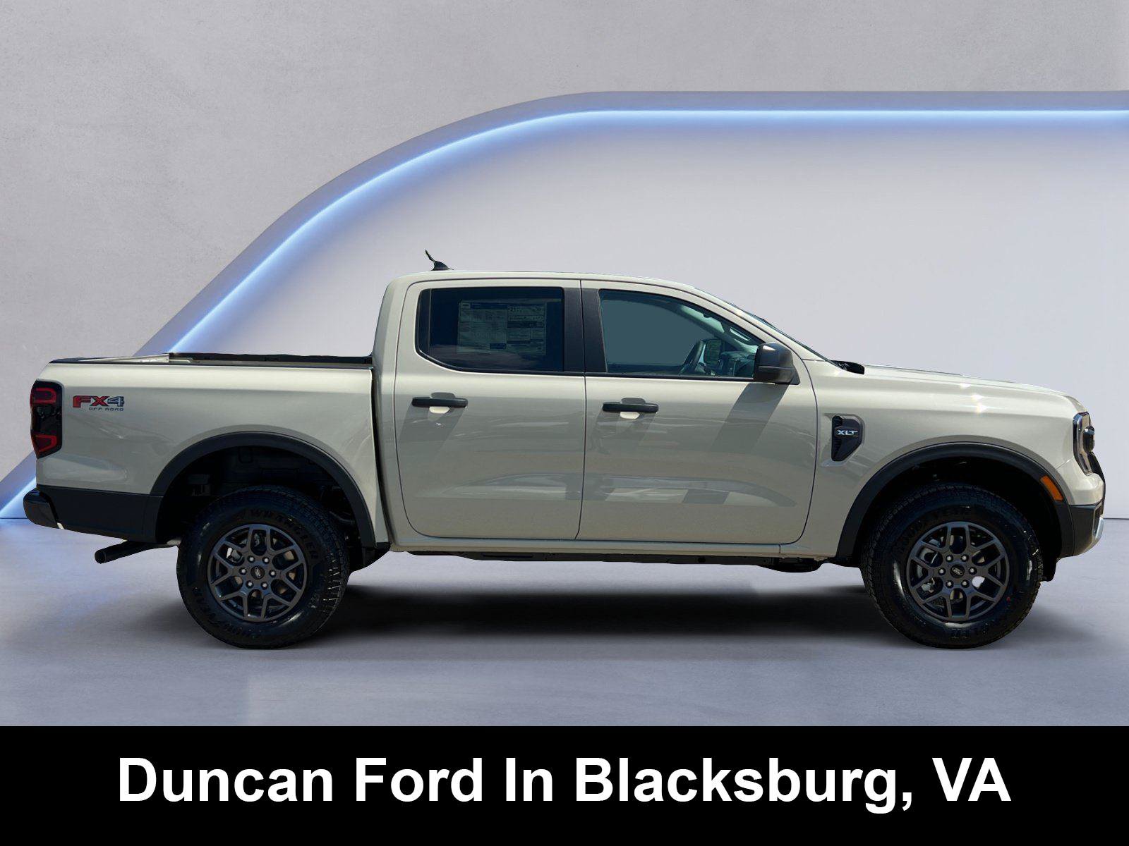 New 2026 Ford Ranger XLT w/ FX4 Off-Road Package AWD/4WD image 2