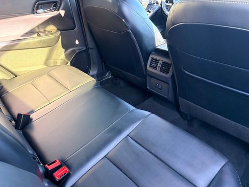 Certified 2023 Nissan Rogue SV w/ SV Premium B Package FWD image 14