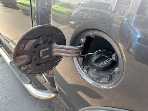 Used 2015 RAM 1500 Express AWD/4WD image 19