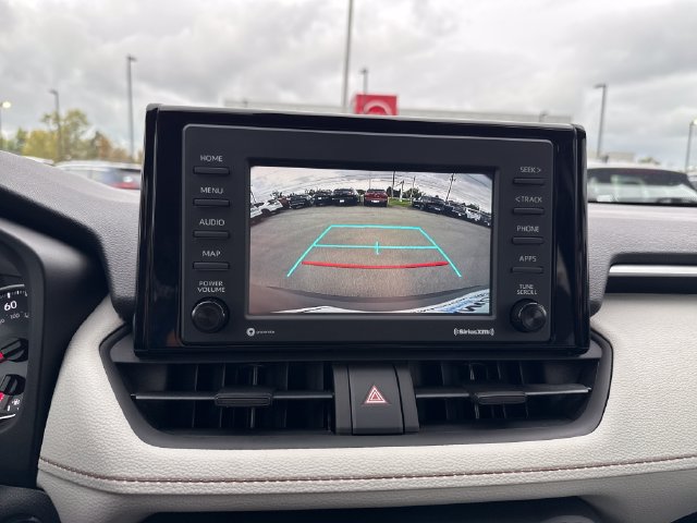 Used 2022 Toyota RAV4 XLE w/ Convenience Package FWD image 22