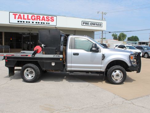 Used 2022 Ford F350 XL w/ STX Appearance Package AWD/4WD image 3