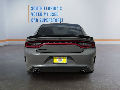 Used 2019 Dodge Charger GT image 4