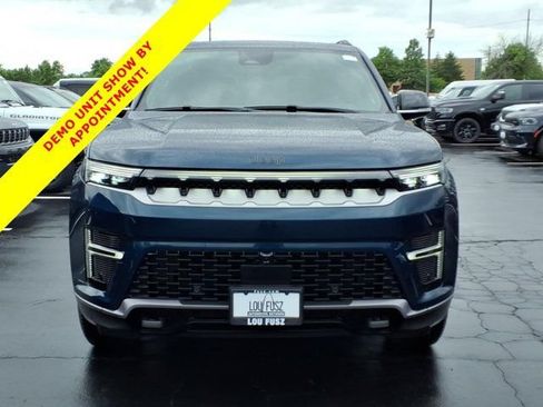 New 2026 Jeep Grand Wagoneer 4WD w/ Premium Group I image 23