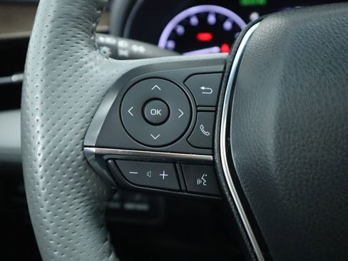 Used 2021 Toyota Avalon Limited w/ Advanced Safety Package image 11