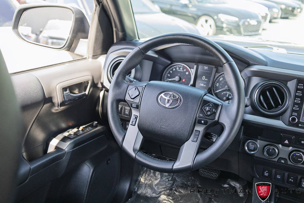 Used 2023 Toyota Tacoma TRD Off-Road w/ TRD Premium Off Road Package AWD/4WD image 40