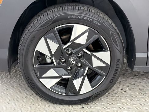 Used 2024 Hyundai Kona SEL FWD image 11