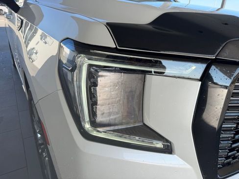 Used 2023 GMC Yukon XL Denali Ultimate w/ LPO, Floor Liner Package image 16
