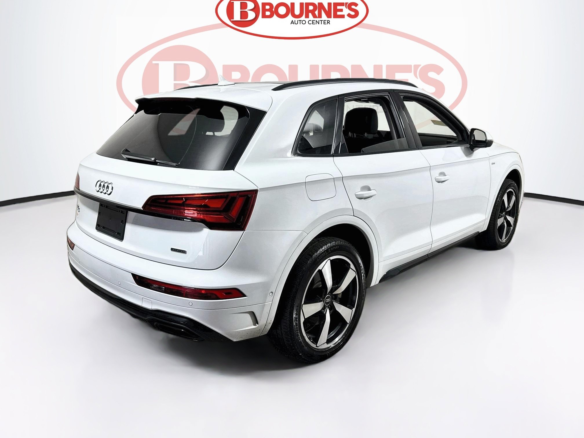 Used 2023 Audi Q5 2.0T Prestige w/ Prestige Package AWD/4WD image 11