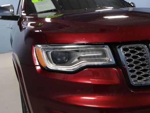 Used 2020 Jeep Grand Cherokee Overland image 41