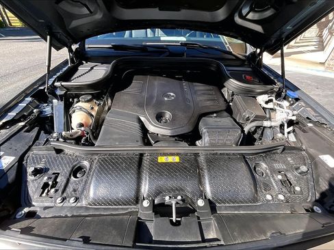 Used 2024 Mercedes-Benz GLS 450 4MATIC w/ AMG Line Exterior image 32