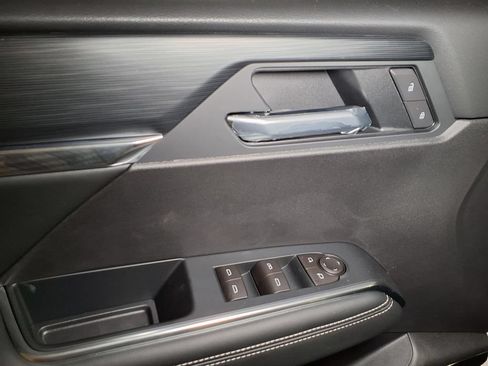 New 2026 GMC Acadia Elevation FWD image 16