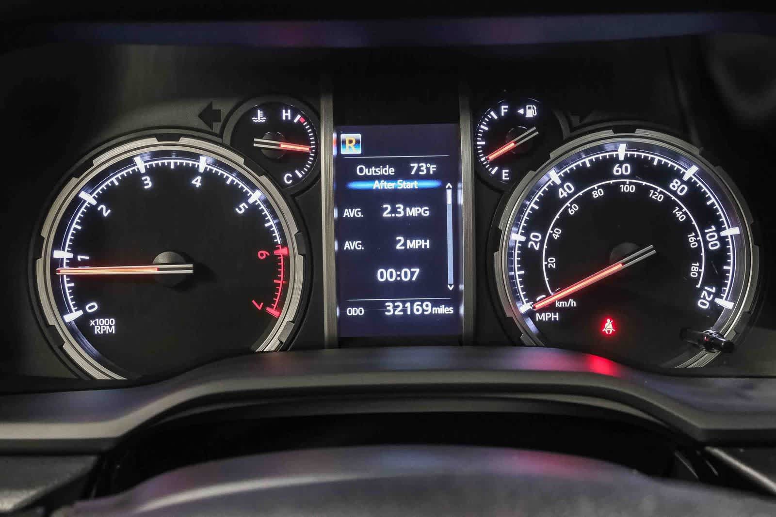 Used 2023 Toyota 4Runner TRD Off-Road Premium w/ Moonroof Package AWD/4WD image 30