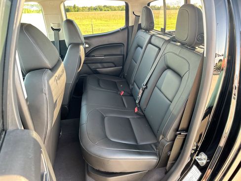 Used 2019 Chevrolet Colorado ZR2 image 21