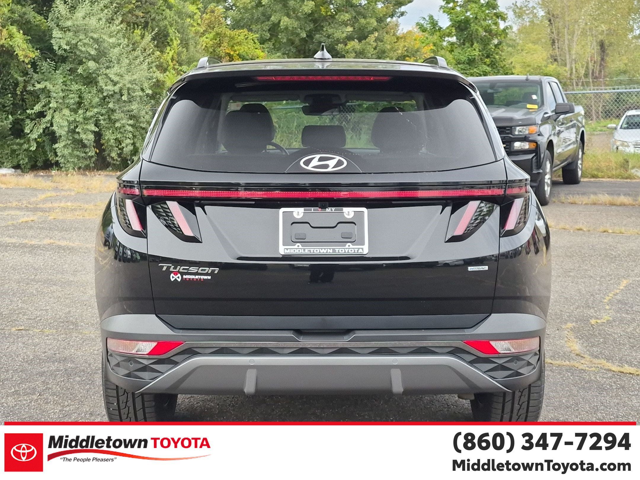 Used 2023 Hyundai Tucson Limited w/ Cargo Package AWD/4WD image 4