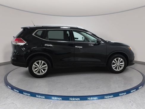 Used 2016 Nissan Rogue SV w/ SV Premium Package AWD/4WD image 5