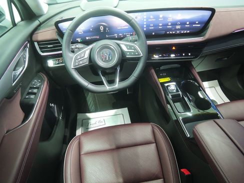 Used 2025 Buick Envision Sport Touring AWD/4WD image 13
