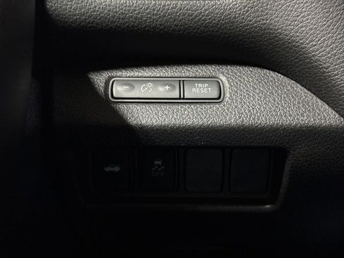Used 2016 Nissan Altima 2.5 SR FWD image 18