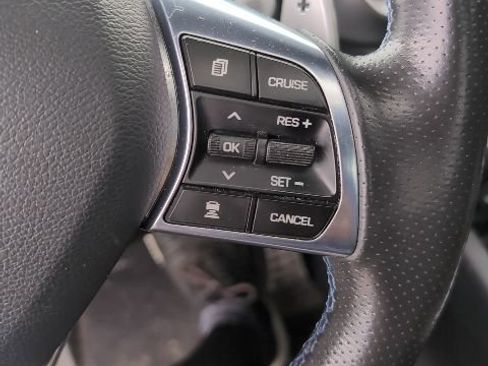 Used 2018 Hyundai Sonata Limited image 11