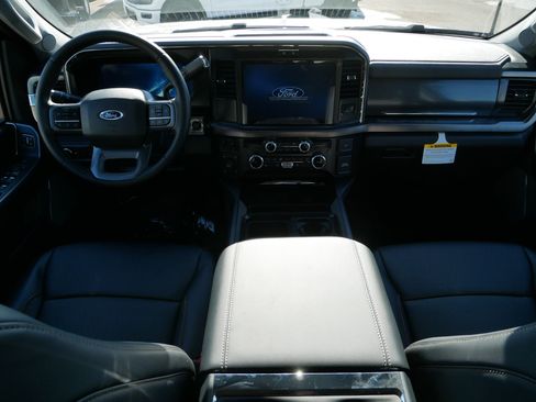 New 2026 Ford F350 Lariat w/ Black Appearance Package image 7