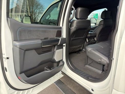 New 2026 Ford F350 Platinum w/ FX4 Off-Road Package image 13