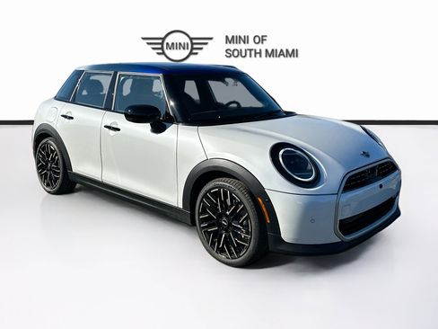 New 2026 MINI Cooper S image 1