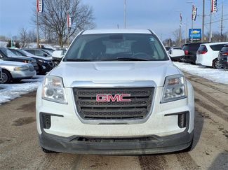 Used 2017 GMC Terrain SLE video 2