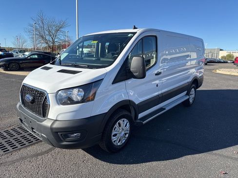 Used 2024 Ford Transit 250 Low Roof w/ Exterior Upgrade Package image 9