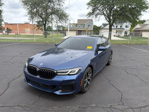 Used 2023 BMW 530e xDrive w/ Executive Package AWD/4WD image 2