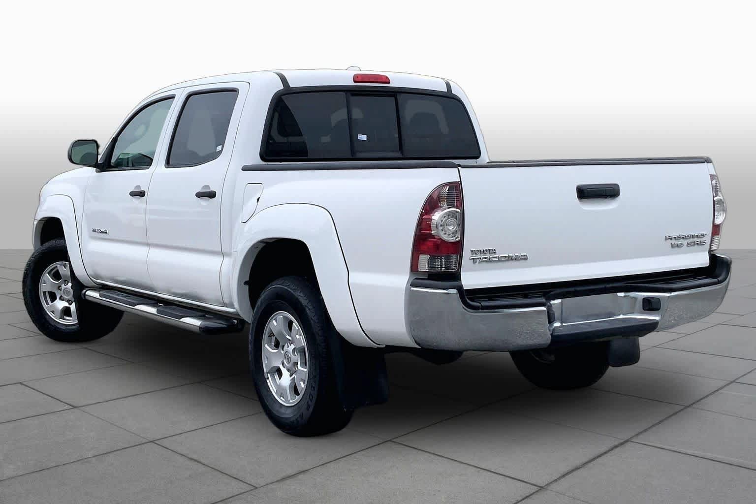 Used 2010 Toyota Tacoma PreRunner RWD image 10