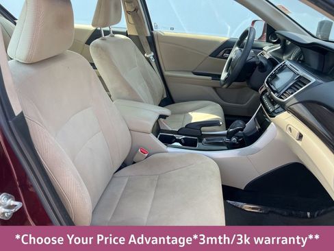 Used 2017 Honda Accord EX image 19