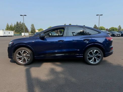 Used 2023 Audi Q4 e-tron Premium AWD/4WD image 4