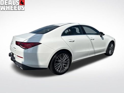 Used 2020 Mercedes-Benz CLA 250 4MATIC image 5