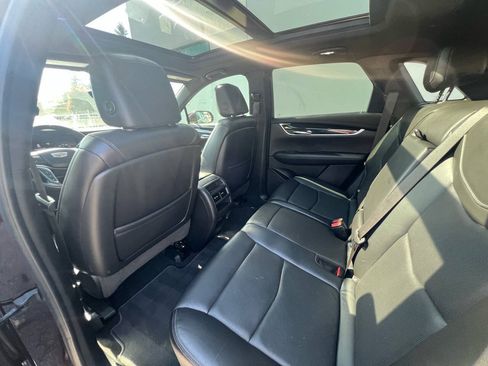 Used 2020 Cadillac XT5 Premium Luxury AWD/4WD image 16
