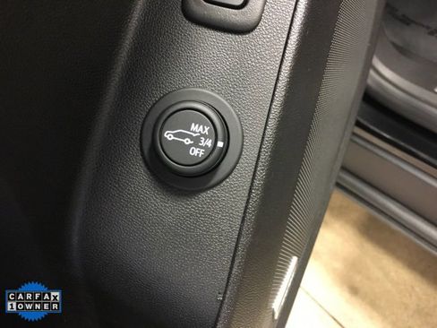 Used 2024 Chevrolet Equinox Premier image 40