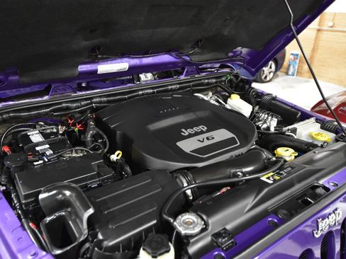 Used 2017 Jeep Wrangler Unlimited Rubicon w/ Cold Weather Group image 51