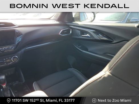 Used 2021 Chevrolet TrailBlazer RS w/ Sun and Liftgate Package image 14