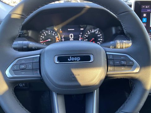 New 2026 Jeep Compass Limited image 11