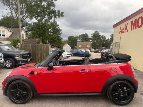 Used 2013 MINI Cooper Convertible image 5