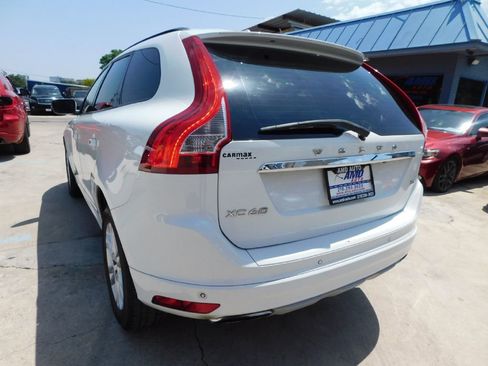 Used 2016 Volvo XC60 T5 FWD image 5