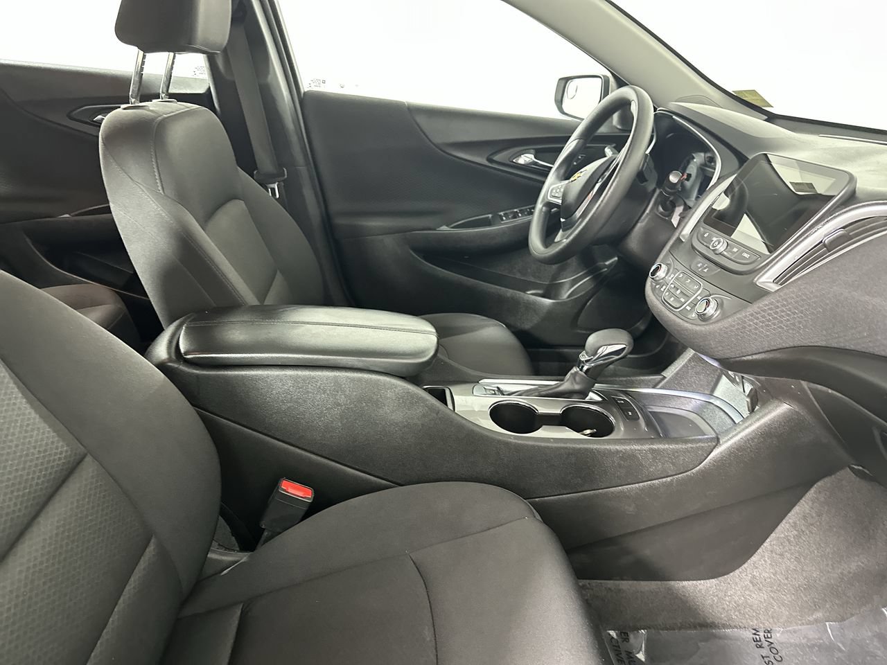 Used 2024 Chevrolet Malibu LT FWD image 12