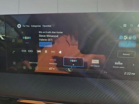 New 2026 Nissan Kicks SR FWD image 17