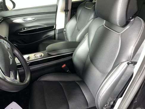 Used 2025 Genesis GV70 2.5T image 15