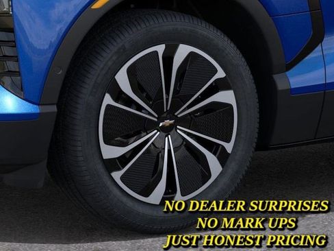 New 2026 Chevrolet Blazer EV LT image 5