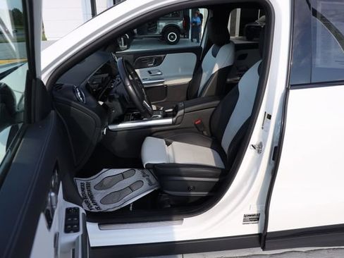Used 2022 Mercedes-Benz GLA 250 4MATIC image 15