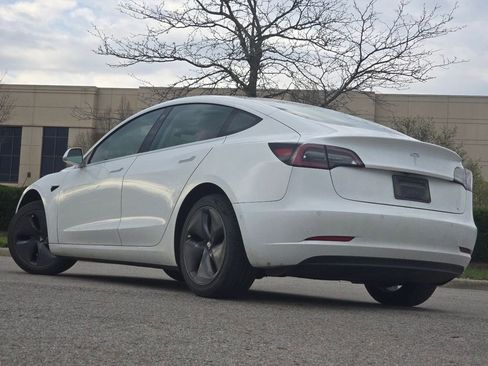 Used 2020 Tesla Model 3 Standard Range Plus RWD image 10