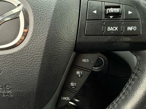 Used 2013 MAZDA MAZDA3 i Touring image 26