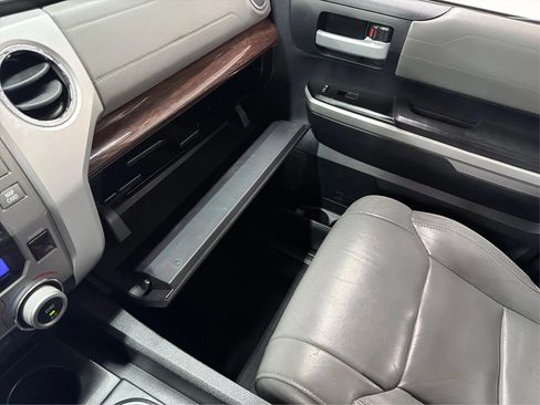 Used 2015 Toyota Tundra Limited RWD image 25