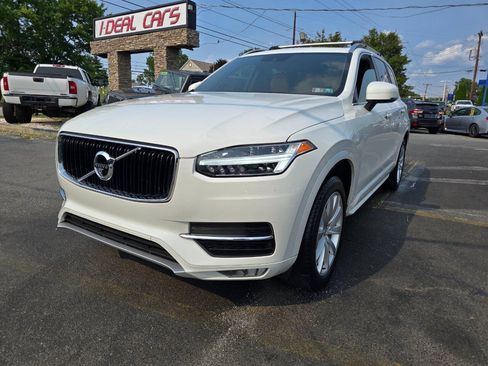 Used 2017 Volvo XC90 T6 Momentum w/ Vision Package AWD/4WD image 7